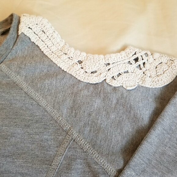 Wet Seal Sweatshirt with Peek-a-boo Shoulders - Picture 2 of 5